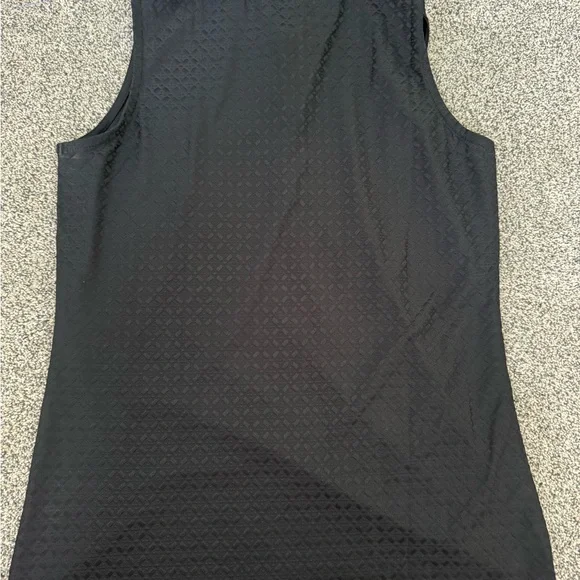 Antigua Women's Black Sleeveless golf Top - Picture 5 of 5